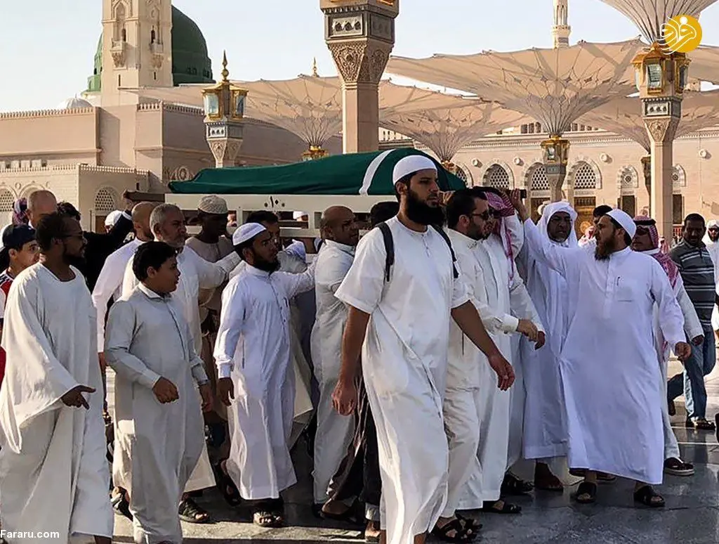 (تصاویر) دفن جنازه زین‌العابدین بن علی در قبرستان بقیع