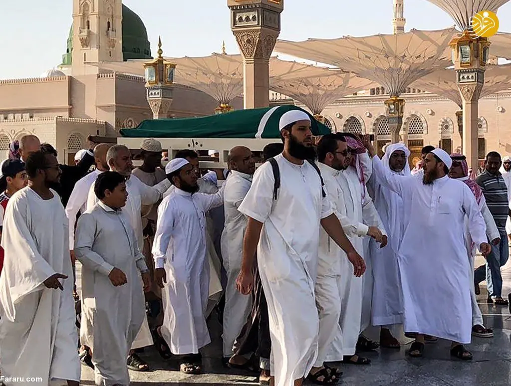 (تصاویر) دفن جنازه زین‌العابدین بن علی در قبرستان بقیع