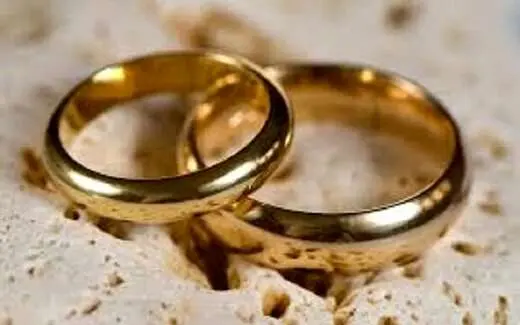 دختر من بی لیاقت است و همیشه در خواب!