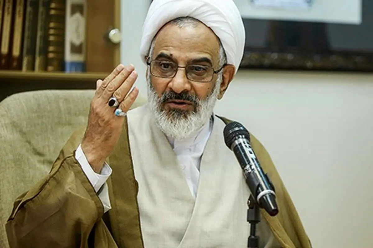 نماینده ولی فقیه در سپاه: مذاکره با آمریکا، ملت را ذلیل میکند