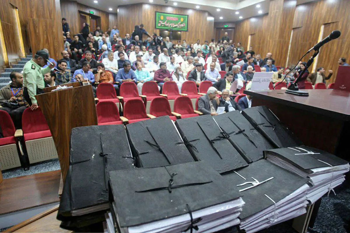 (تصاویر) اولین دادگاه لیزینگ خودرو معروف به پرهام آزادشهر