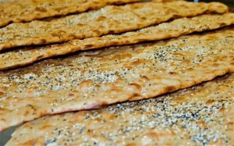 اعلام قیمت نان‌های سفارشی؛ بربری ۲۰۰۰ و سنگک ۳۰۰۰ تومان