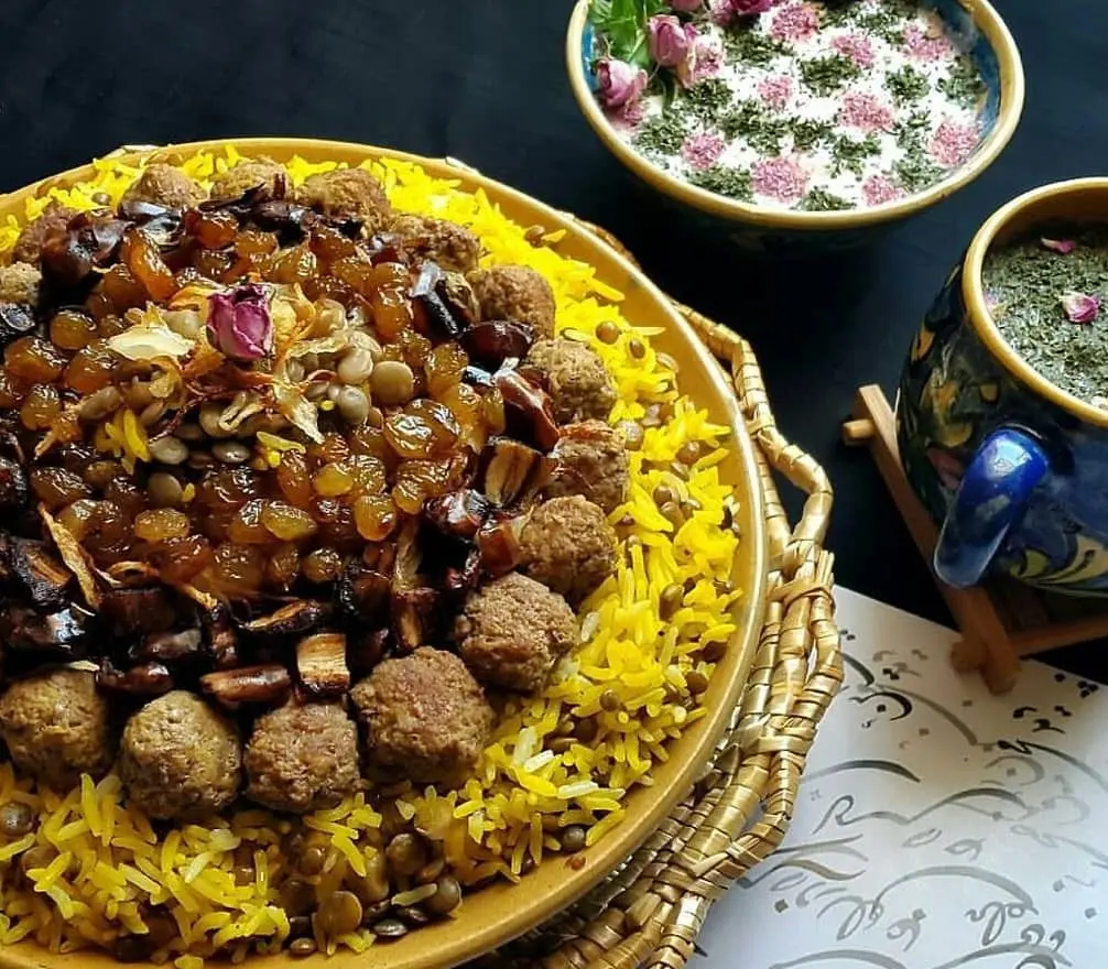 طرز تهیه عدس پلو مجلسی با گوشت چرخ کرده و گوشت قلقلی