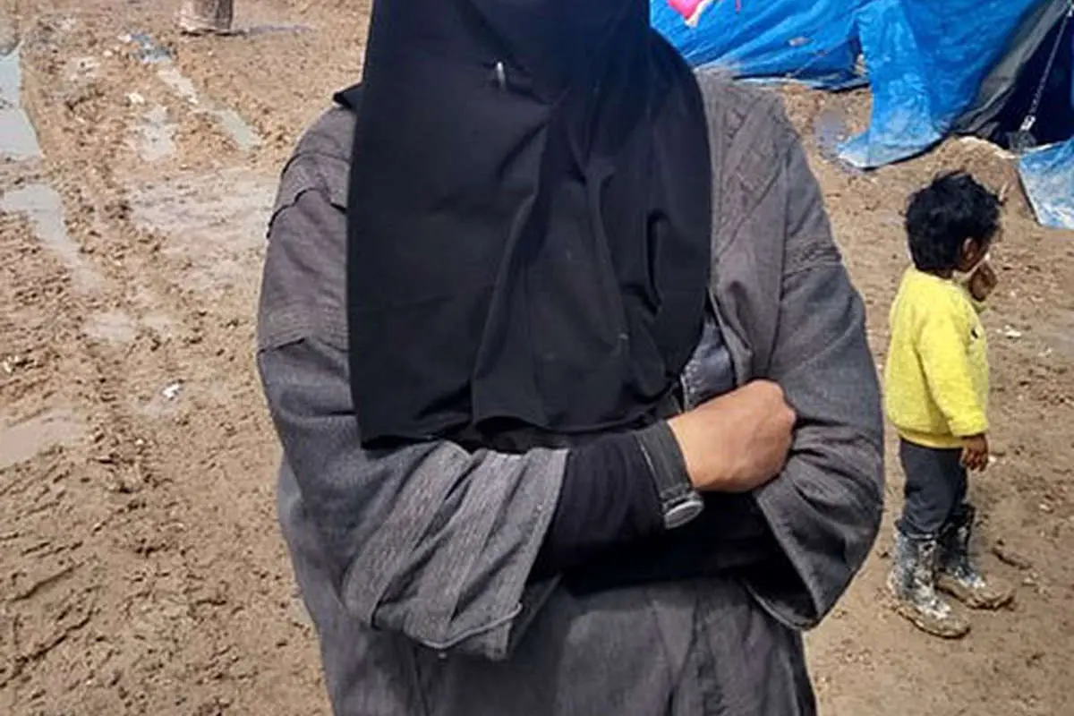 (تصویر) بیوه انگلیسی ۳ داعشی: پشیمانم!