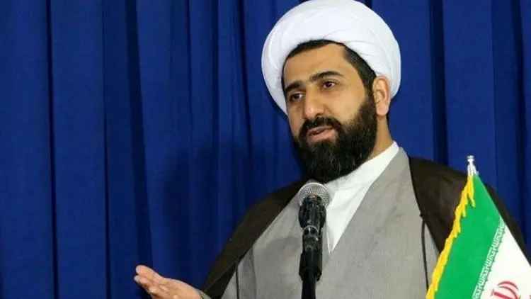 امام جمعه اسالم: باید دست و پای مدیران فاسد خودروسازی را قطع کرد