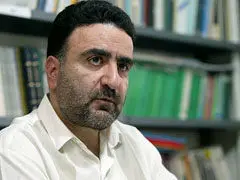 تاج زاده: هیچ کس جای خاتمی را نمی گیرد