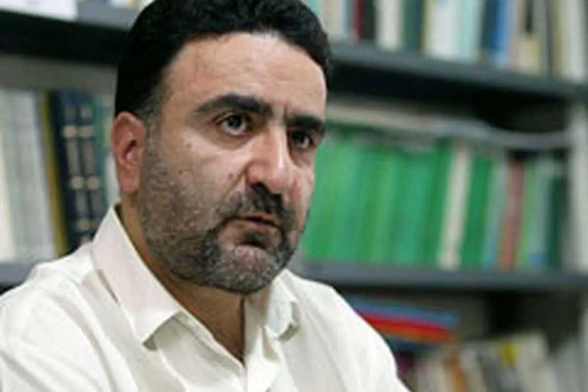 تاج زاده: هیچ کس جای خاتمی را نمی گیرد