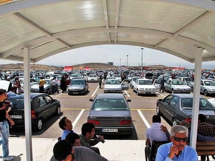قیمت روز خودرو چهارشنبه ۲۴ مهر؛ ثبات قیمت خودروهای سایپا و ایران خودرو