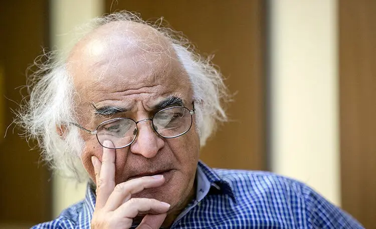 "جیرانی"با رفع خطر سکته مغزی به بخش منتقل شد