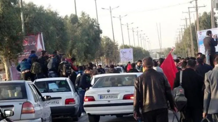 ترافیک پرحجم در مسیرهای بازگشت زوار اربعین