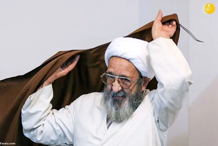 غفاری: با ۹ متر عمامه گفتند مسلمان نیستی!