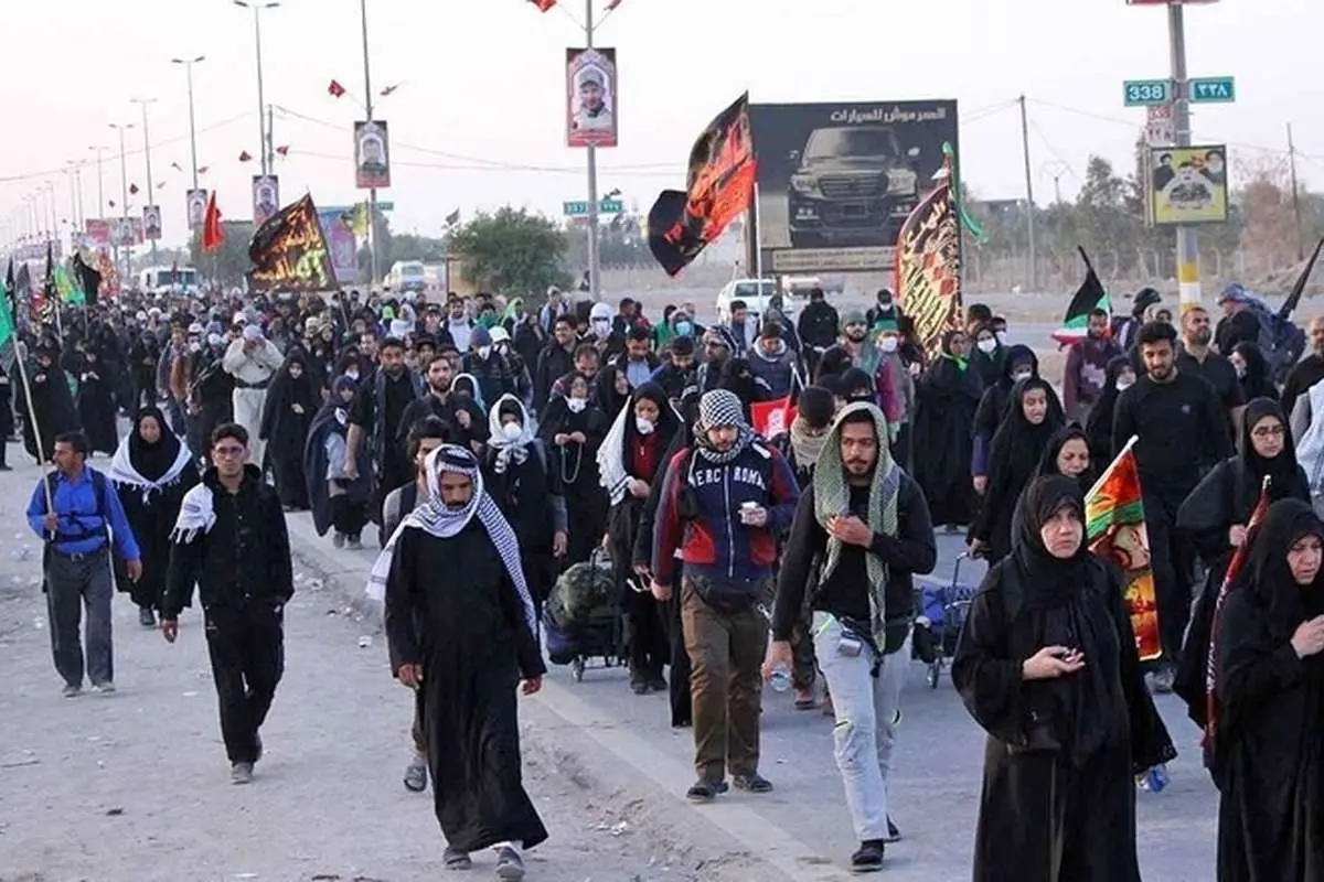 (تصاویر) قالیباف در راهپیمایی اربعین