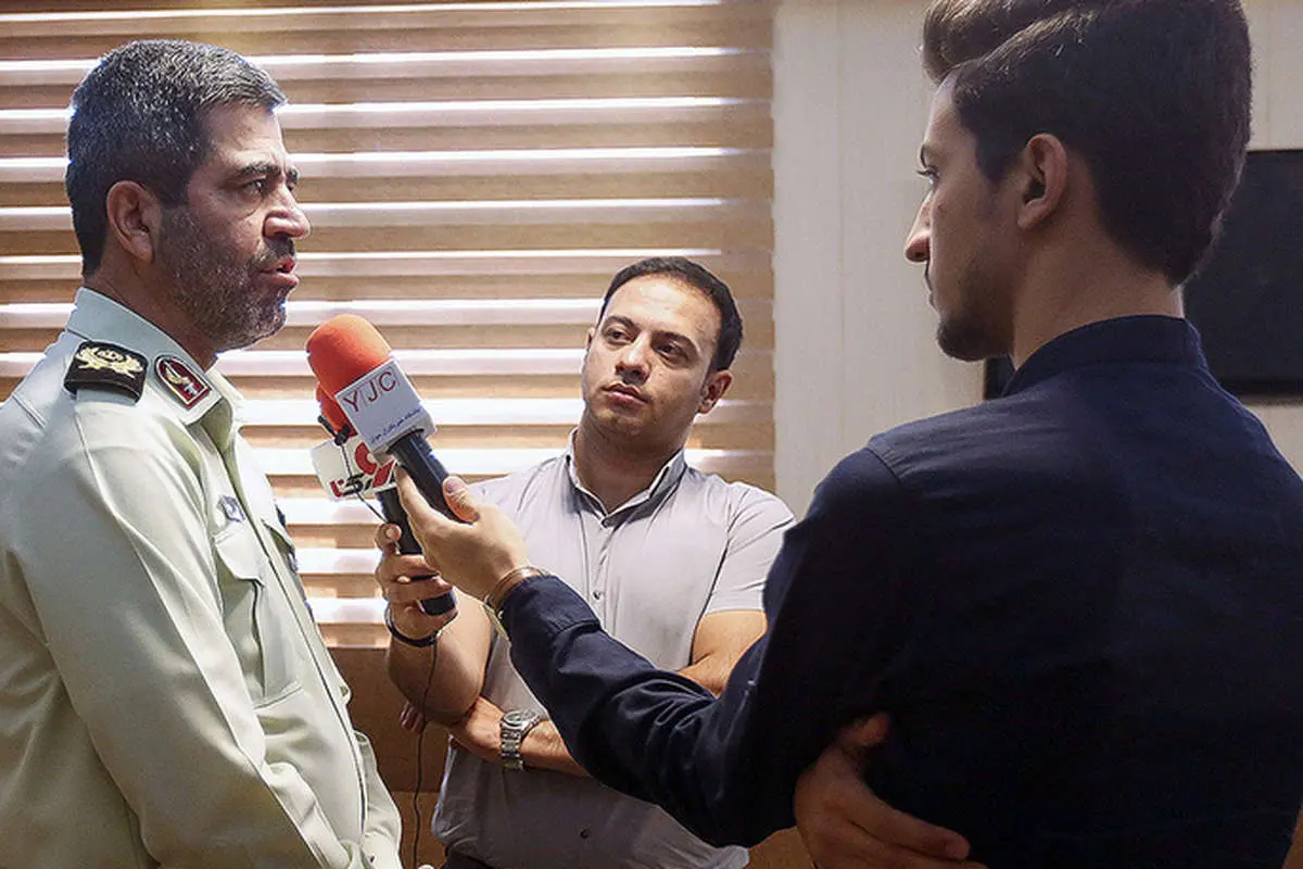 (تصاویر) شرور محله نارمک با رصد فضای مجازی به دام افتاد