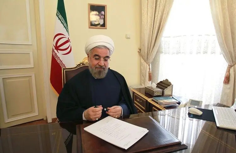 روحانی تا چه ساعتی مشغول کار در دولت است؟