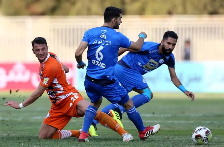 بلیط بازی استقلال نیم بها شد