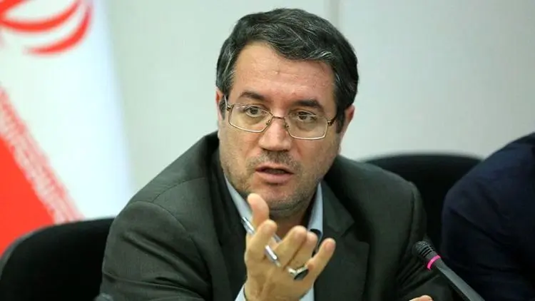 وزیر صنعت: تولید چهار خودرو متوقف می‌شود