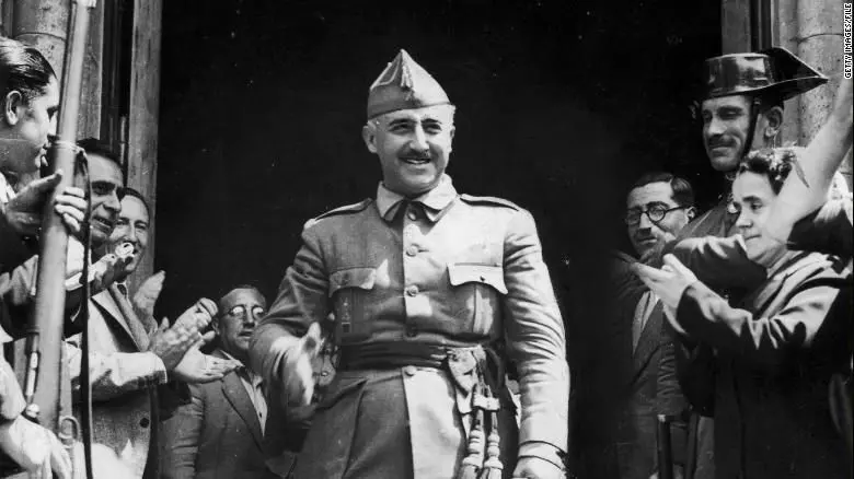 ژنرال فرانکو نبش قبر شد
