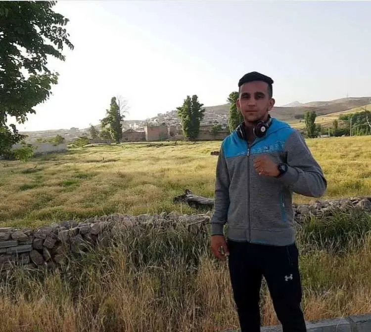 ماجرای نوید تکلو بوکسور کرمانشاهی که زندگی ساز شد+ عکس