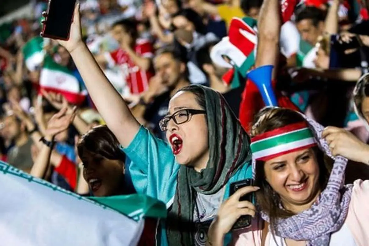 حضور زنان در ورزشگاه؛ واکنش‌ها به یک اتفاق تاریخی