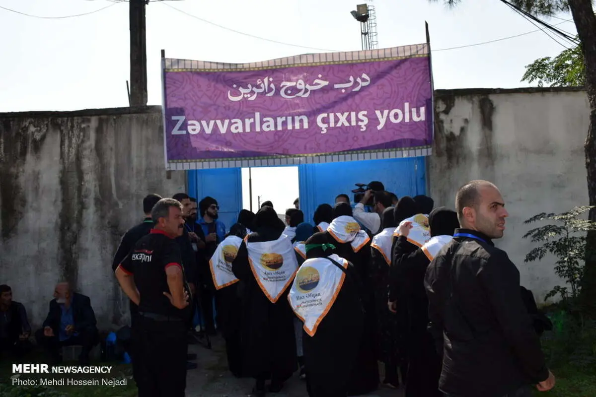 (تصاویر) ورود زائران خارجی اربعین به مرز آستارا