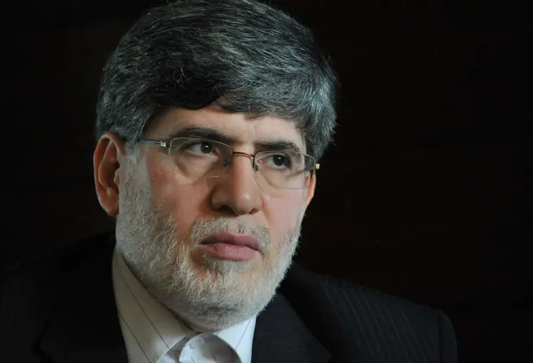 رفیق نزدیک احمدی‌نژاد دچار فراموشی شده است؟