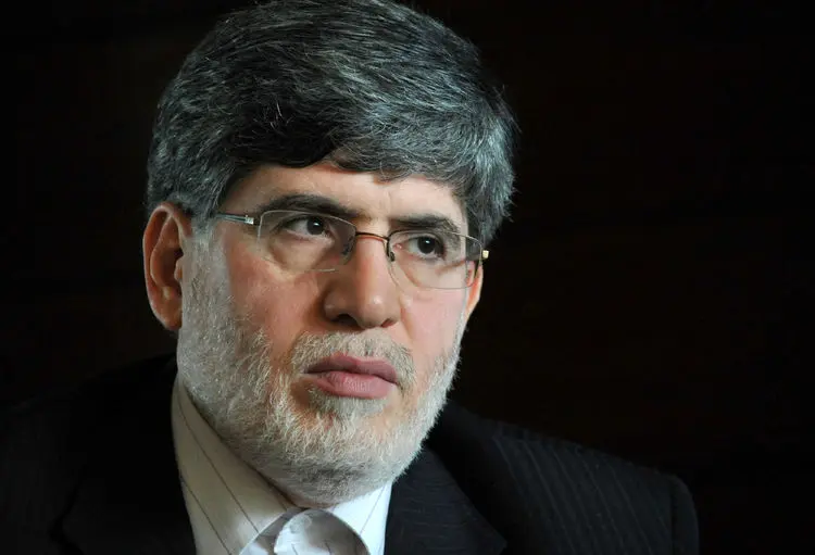 رفیق نزدیک احمدی‌نژاد دچار فراموشی شده است؟