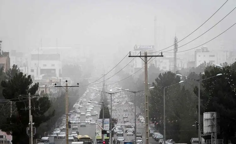 آسمان تهران غبارآلود می‌شود