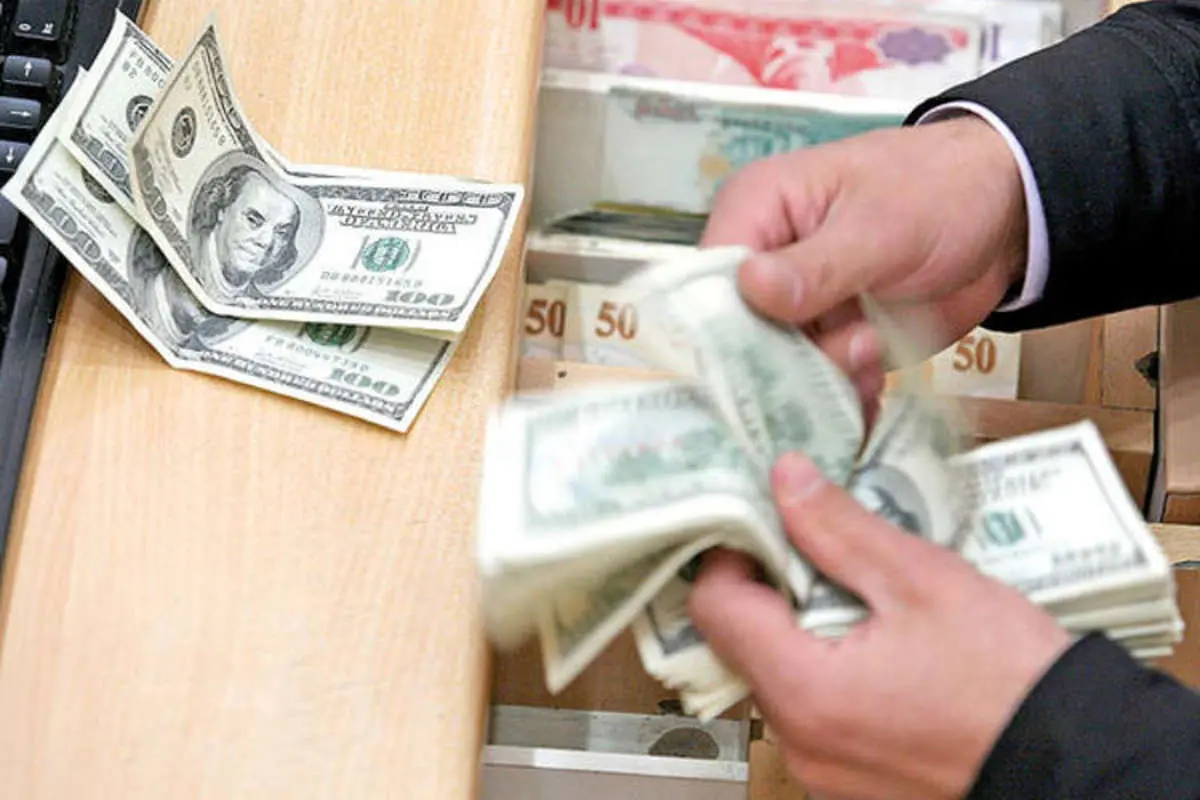 علامت بازدهی دلار تغییر کرد