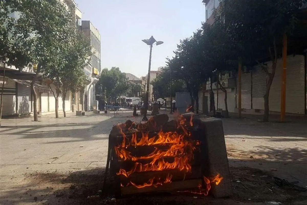 رمزگشایی عباس عبدی از اتفاقات و درگیریهای لردگان