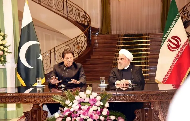 ماموریت دشوار عمران خان در تهران