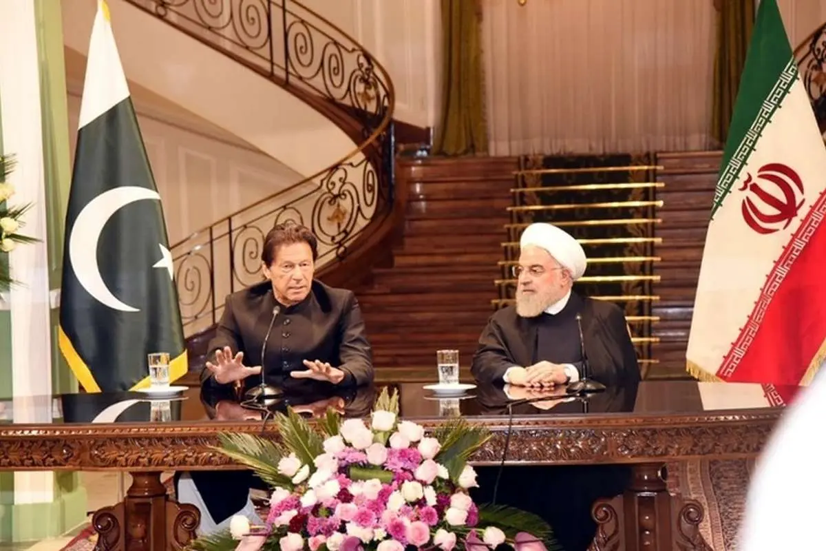 ماموریت دشوار عمران خان در تهران
