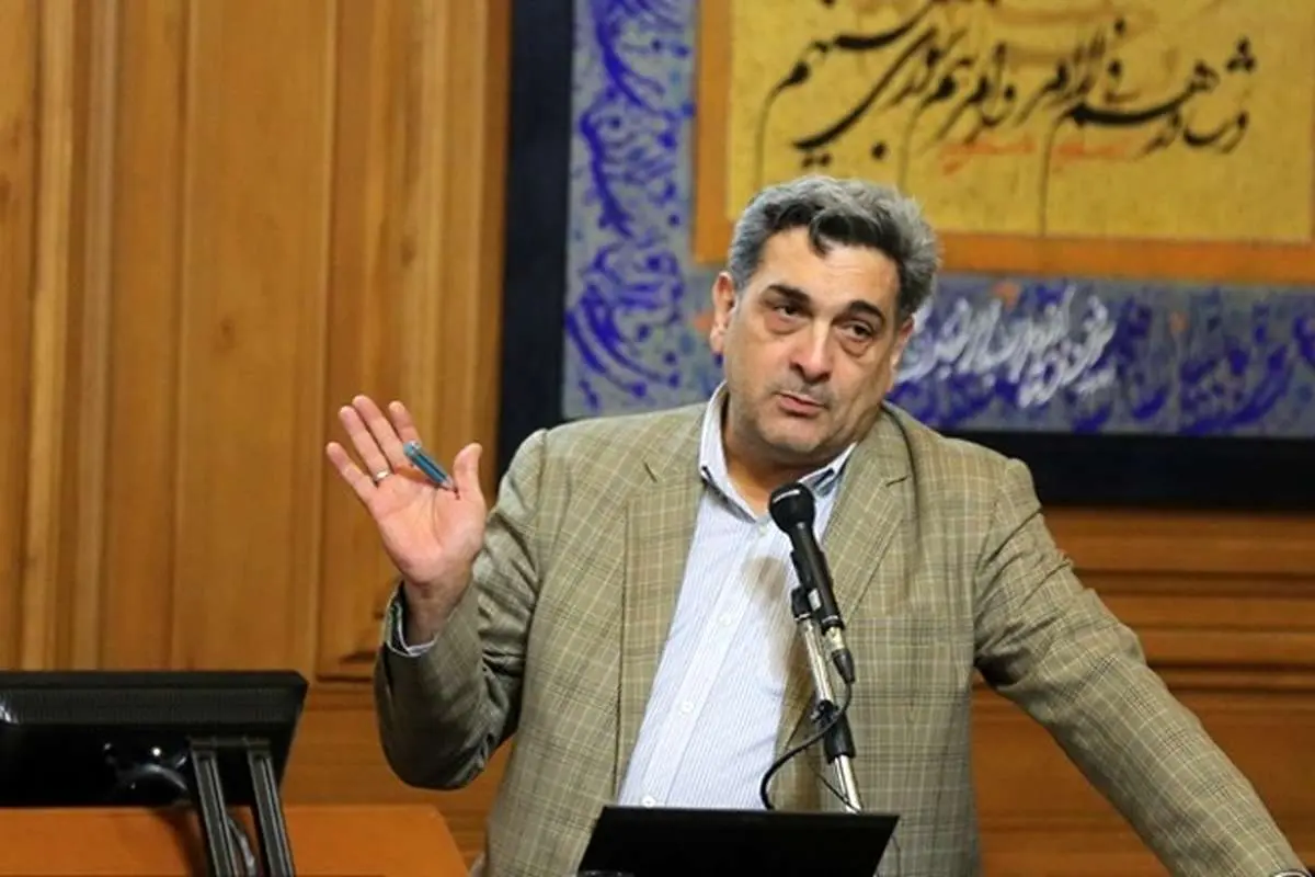 عذرخواهی حناچی به خاطر آب گرفتگی معابر