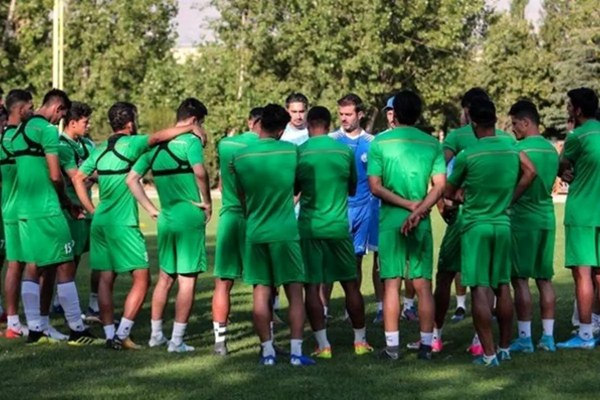 اتفاق عجیب برای استقلال؛ لغو تمرین به خاطر خط کشی زمین