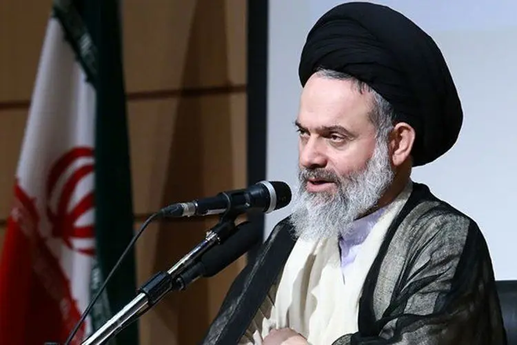 امام جمعه قم دچار عارضه قلبی شد