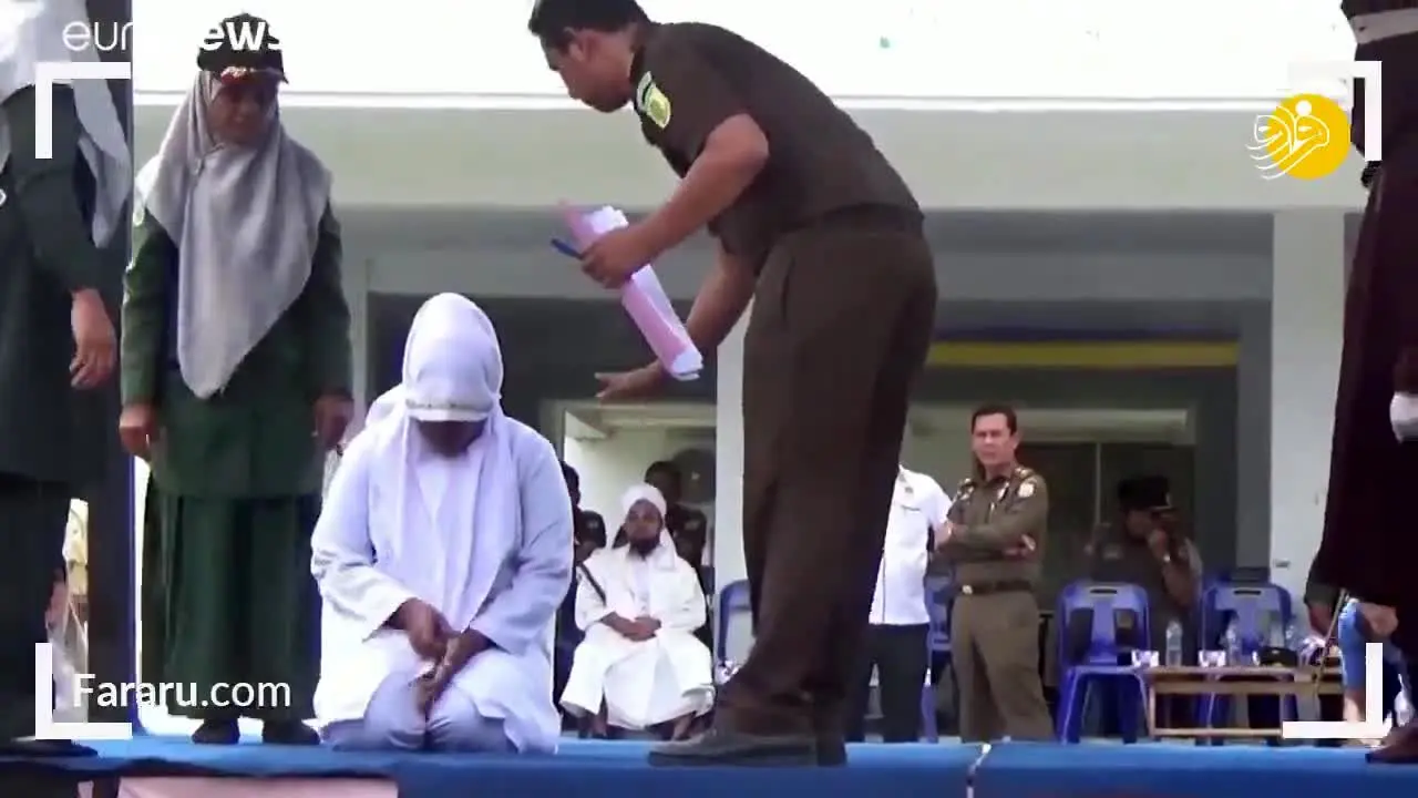 (ویدئو) قانونگذار مجازات زنا به جرمِ زنا شلاق خورد!