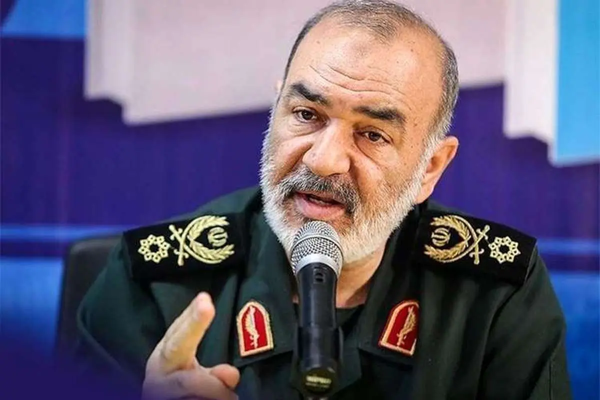فرمانده سپاه: "آمد نیوز" شبیه لانه عنکبوت بود