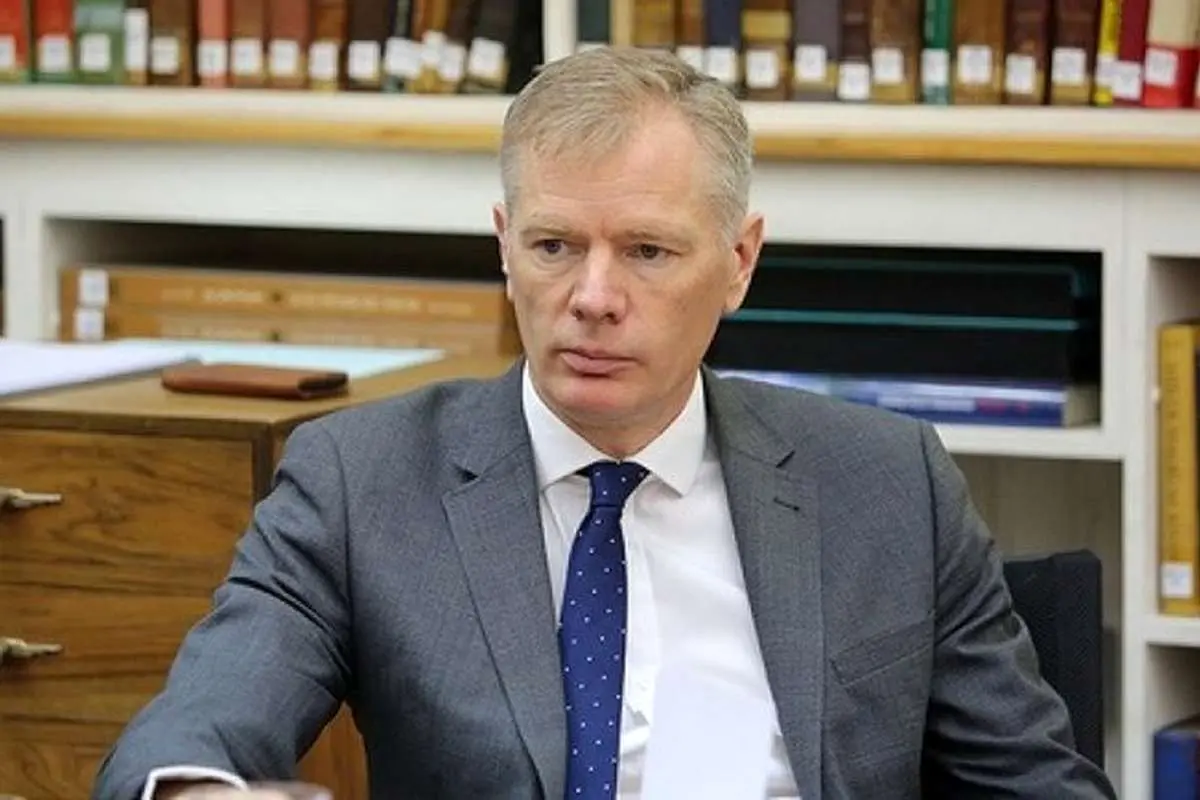 سفیر انگلیس در تهران: تلاش میکنیم ایران از مزایای برجام برخوردار شود