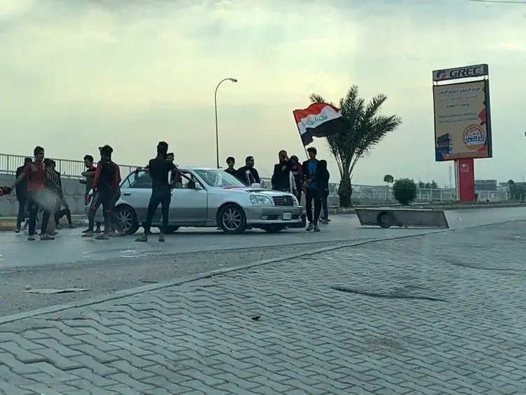 نجف ملتهب شد؛ معترضان چند خیابان را بستند
