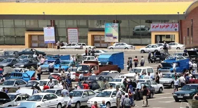 قیمت روز خودرو شنبه ۱۸ آبان؛ تداوم گرانی خودروهای سایپا و ایران خودرو