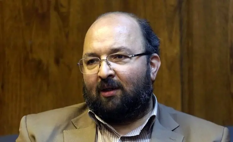 پاسخ جواد امام به مخالفت کرباسچی با طرح سرا