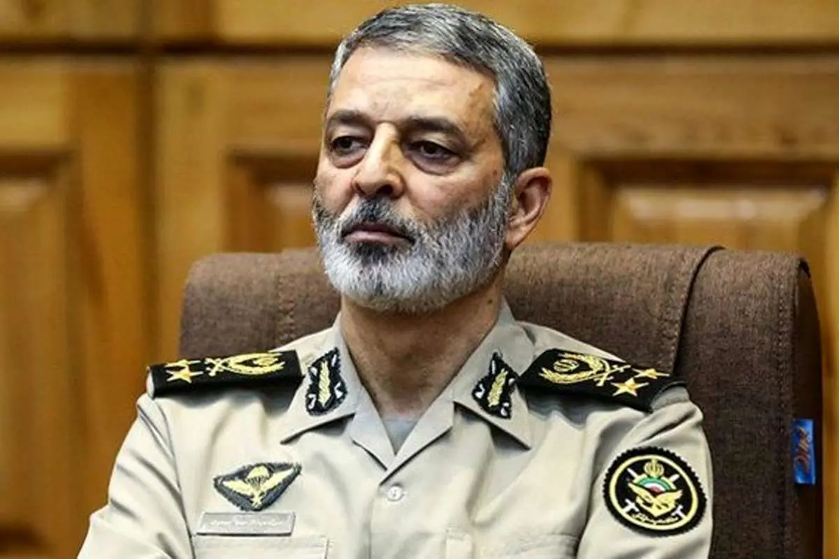 جزئیاتی جدید از انهدام پهپاد مهاجم از زبان فرمانده ارتش