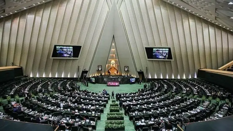 مخالفت مجلس با کاهش سهمیه معافیت فرزندان ایثارگران