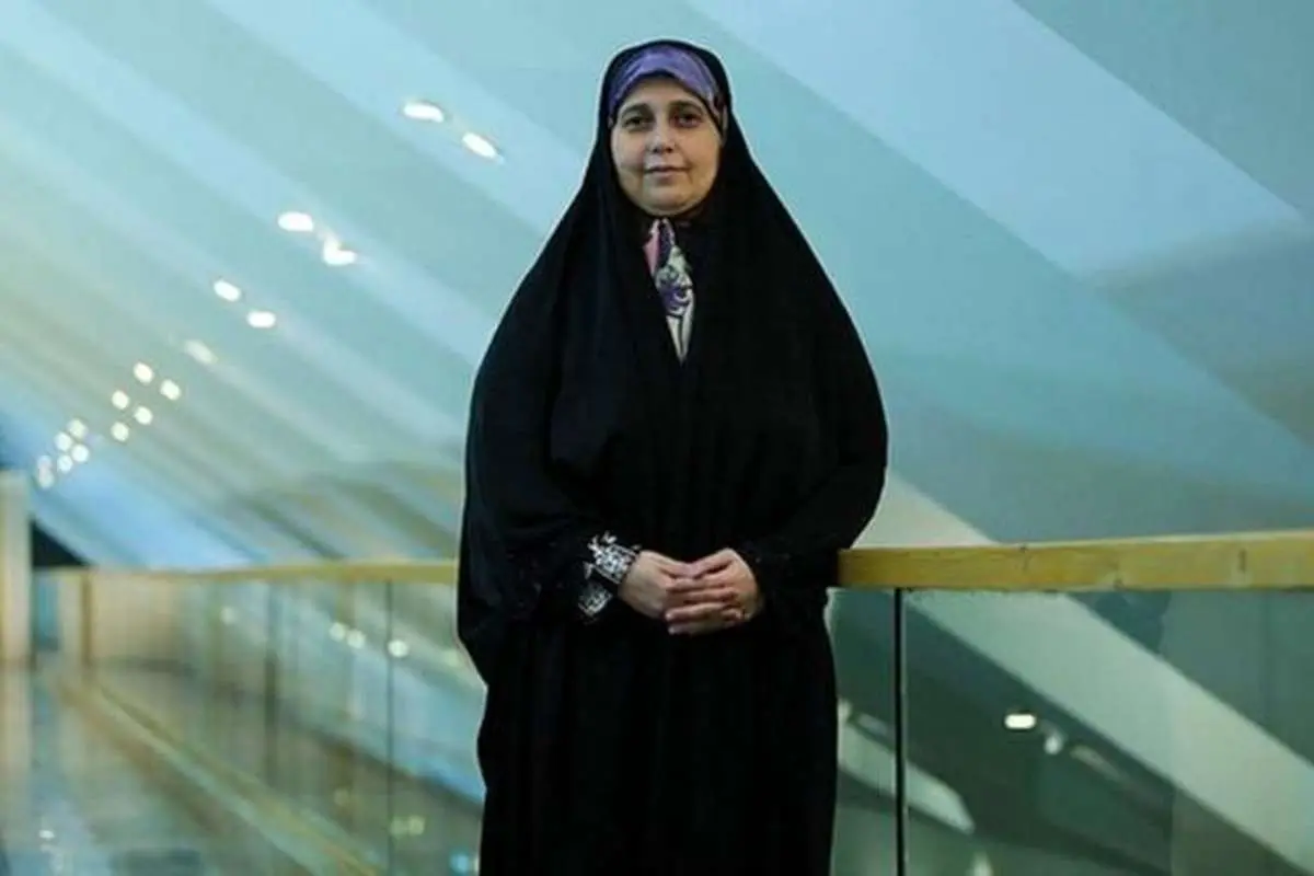 پروانه سلحشوری: عدهای فکر میکنند حق مطلق هستند