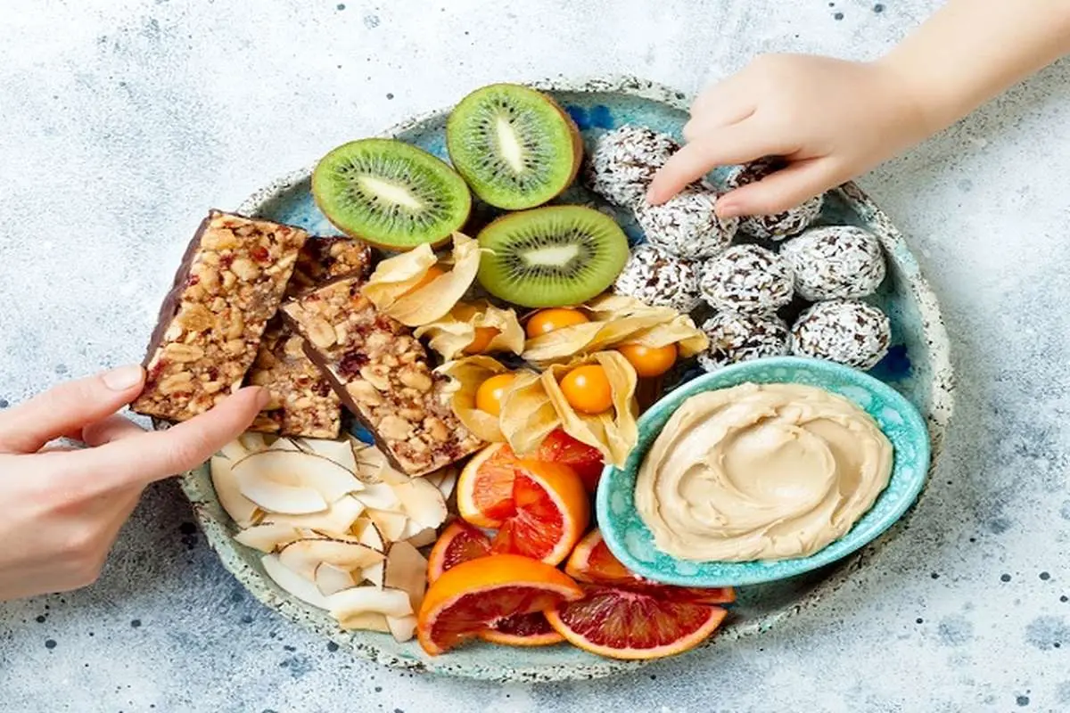۱۲ میان وعده سالم که گرسنگی عصرانه شما را به راحتی برطرف می‌کند