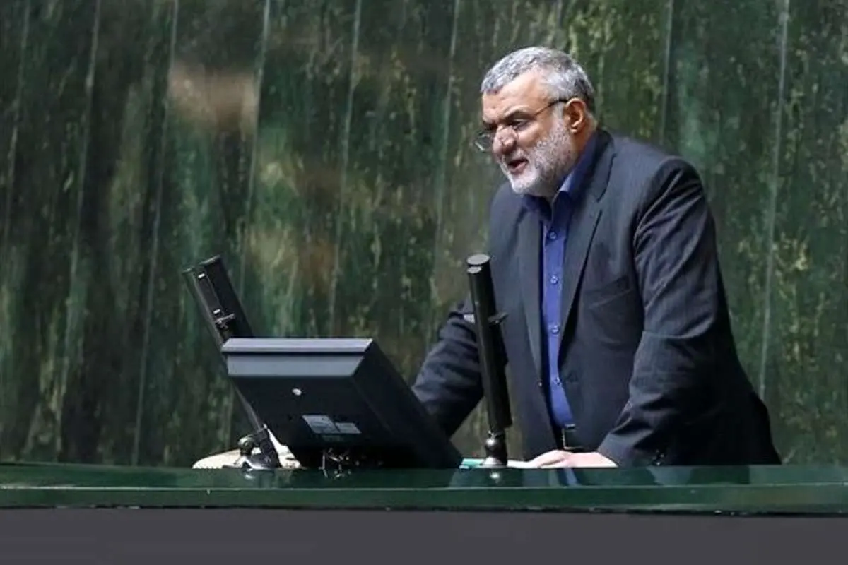 وکیلی: استیضاح حجتی با پذیرش استعفایش منتفی شد