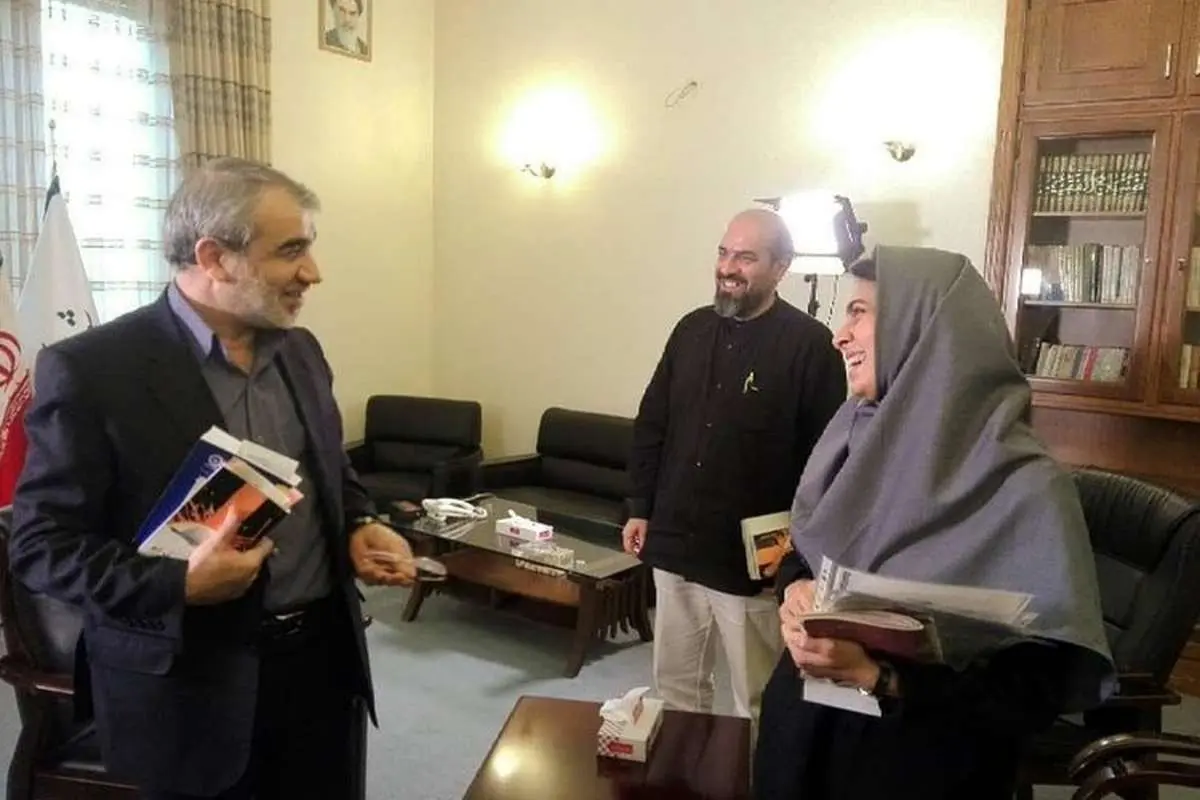 چه شد که پگاه آهنگرانی به زندان زنان نرفت؟