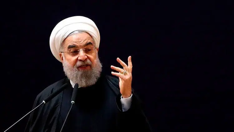 روحانی: حجتی به دلیل فشارهای سیاسی استعفا داد