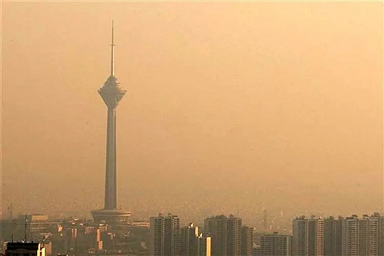 آلودگی هوا بیش از ۲۰۰ نفر را در تهران بستری کرد