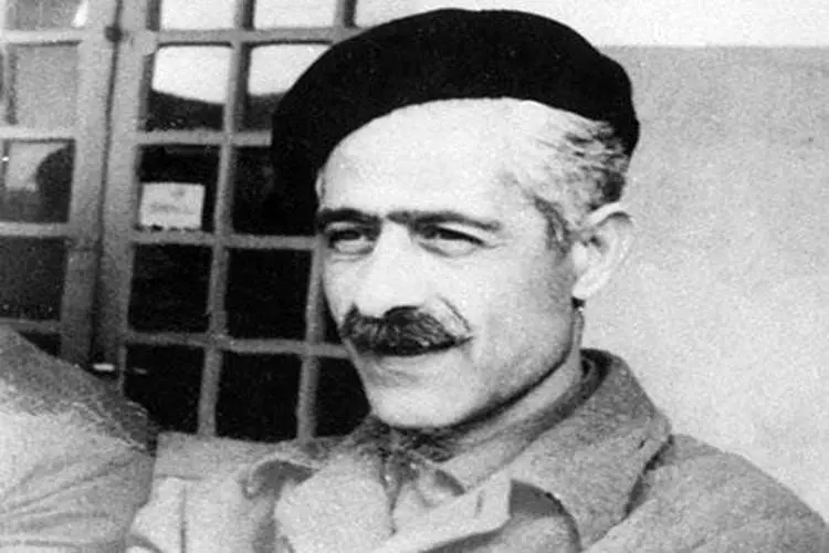جلال؛ روشنفکر بی‌دکان