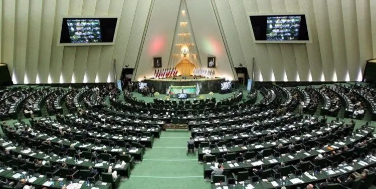 جزییات طرح مجلس برای تعطیلی روز‌های پنج‌شنبه ادارات کشور